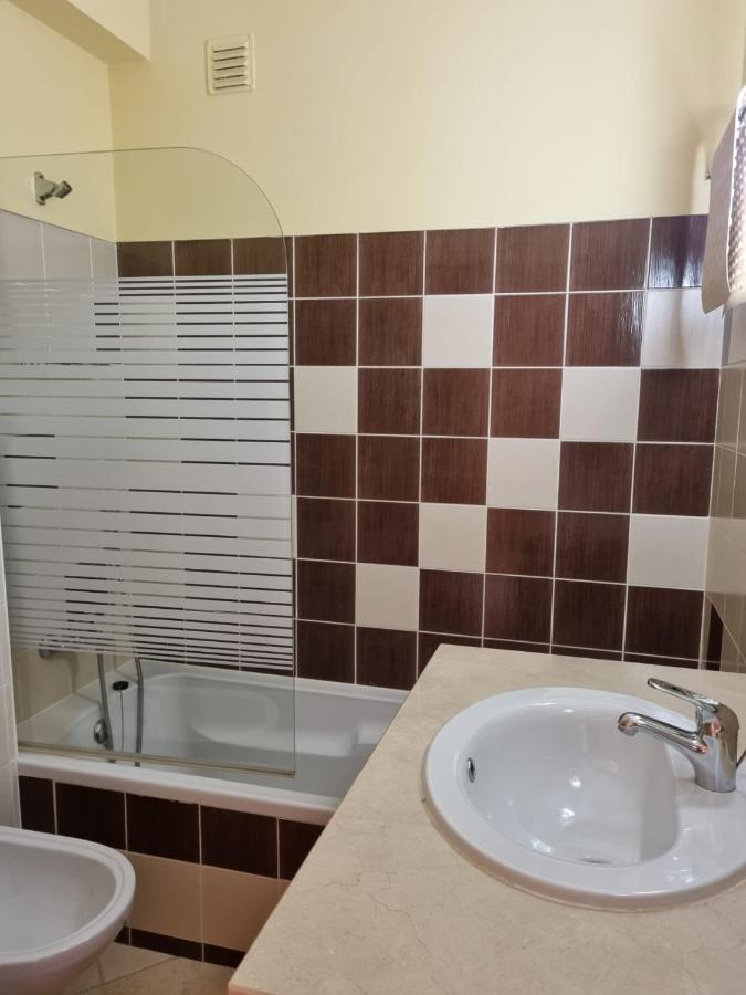 Apartamento Duplex Em Cabanas De ตาวิรา ภายนอก รูปภาพ